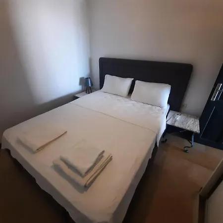 Vista Suites Properties